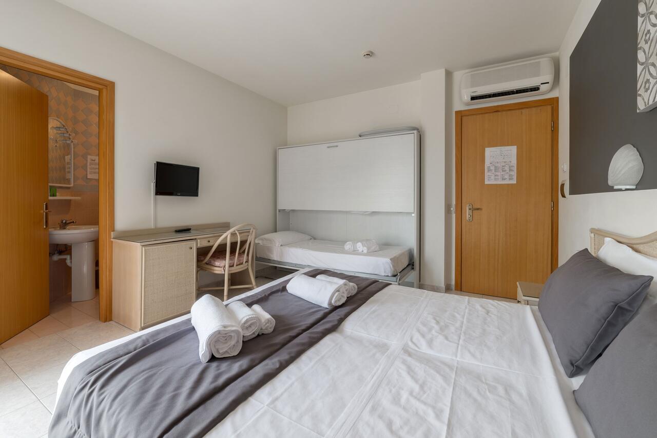 Hotel Airone (Adults Only) 비비오네 외부 사진