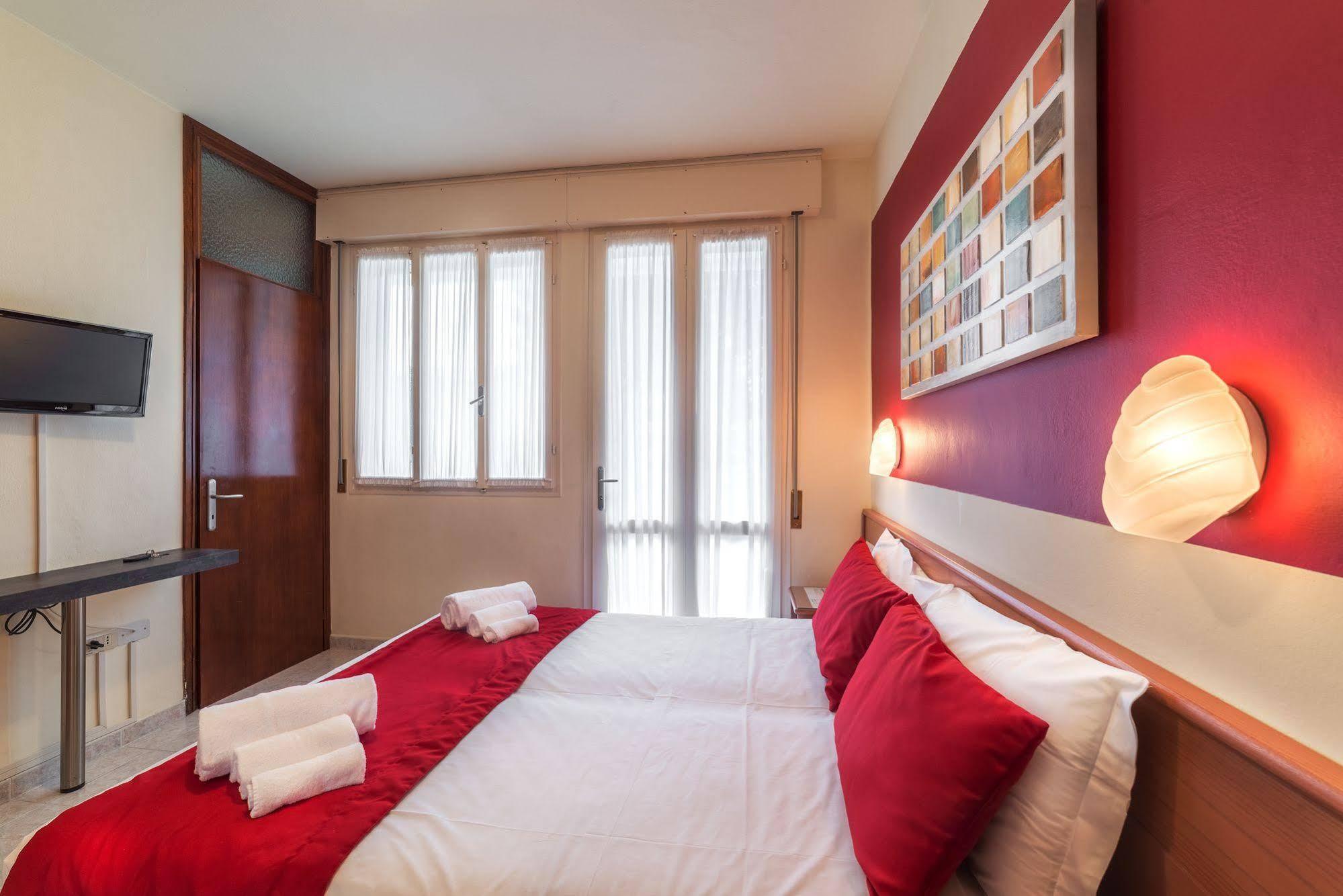 Hotel Airone (Adults Only) 비비오네 외부 사진