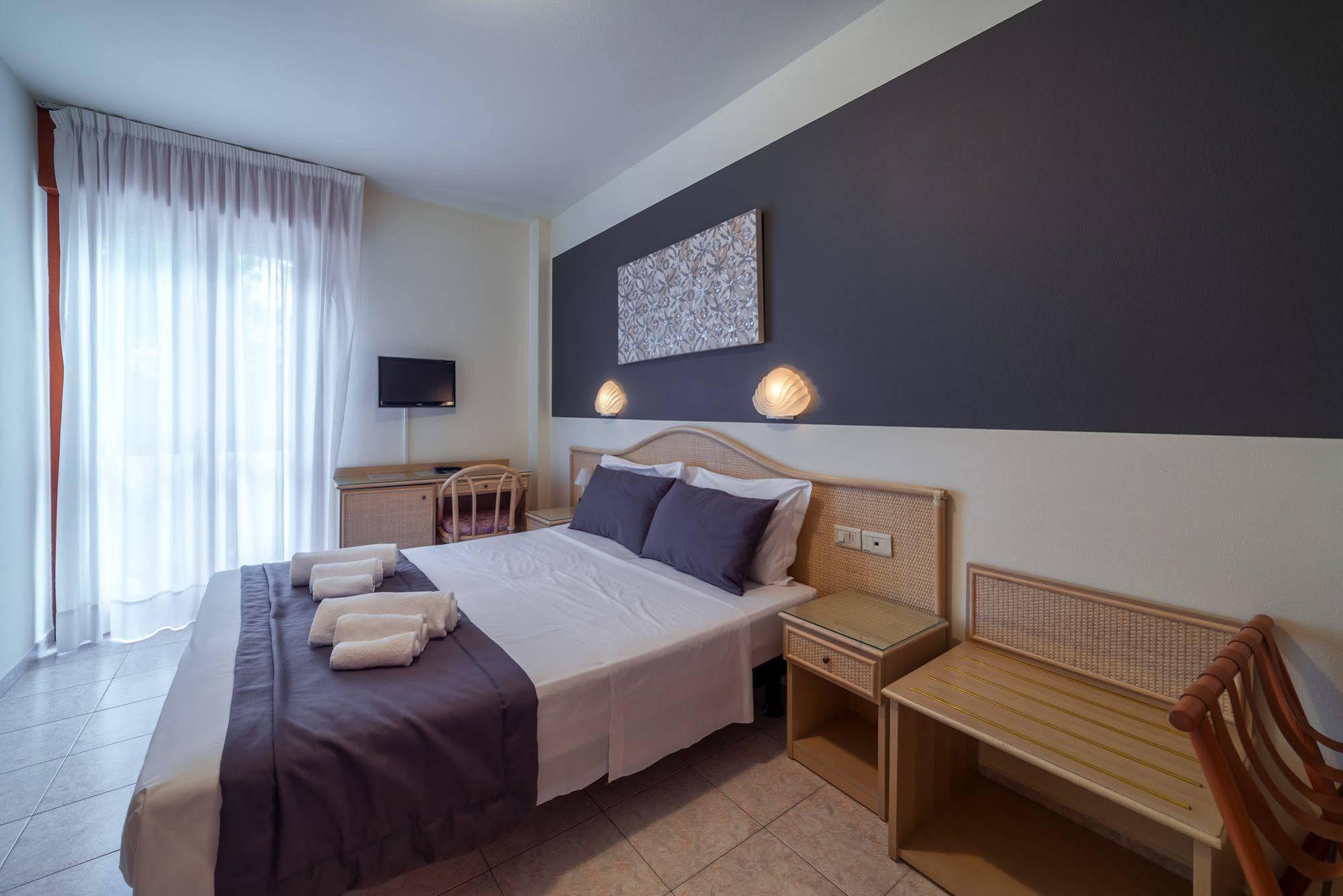 Hotel Airone (Adults Only) 비비오네 외부 사진
